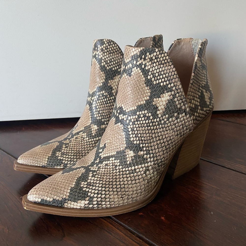 Steve Madden booties